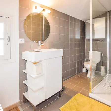 Beautiful In Bastia With 2 Bedrooms And Wifi *