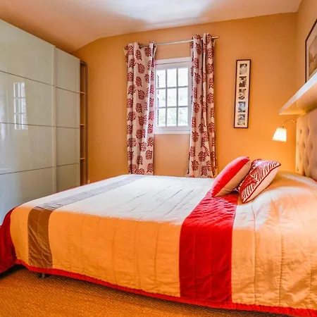Beautiful In Bastia With 2 Bedrooms And Wifi Διαμέρισμα